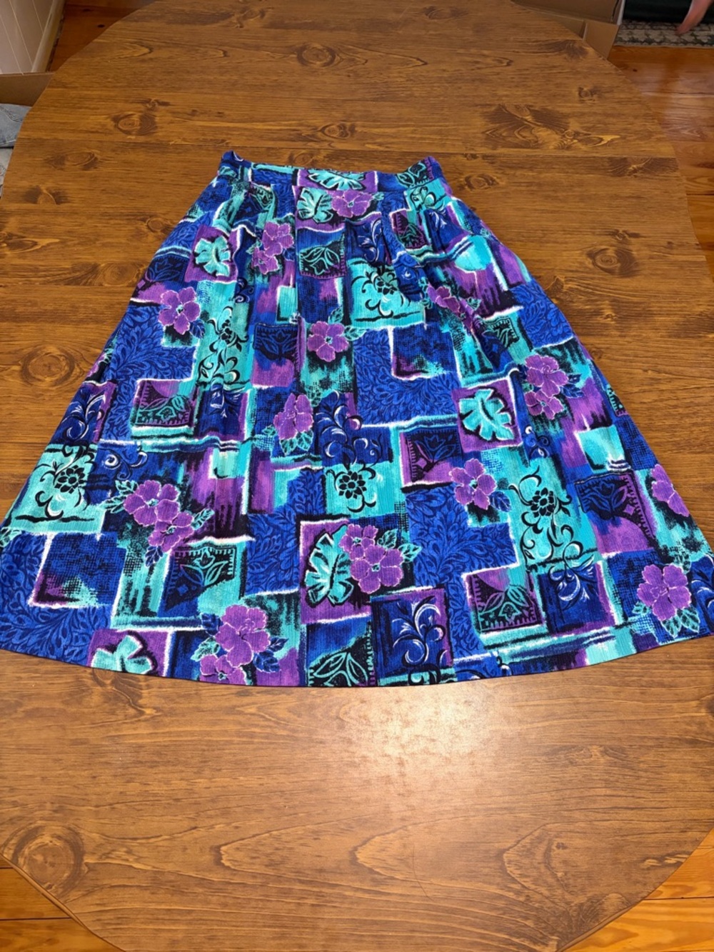 Vintage Jessica Scott Blue & Purple Floral Skirt with pockets spring time - Picture 2 of 8